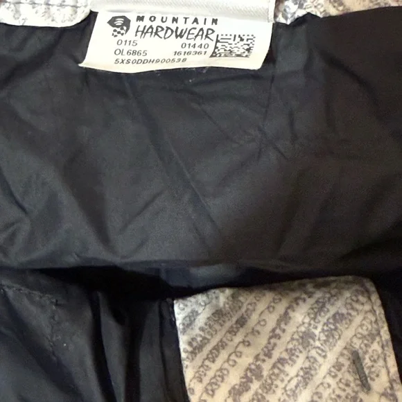 NWOT Mountain Hardwear Insulated Mini Skirt - Picture 3 of 4